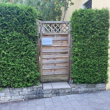 Apartment With Private Garden & Free Parking Koniz