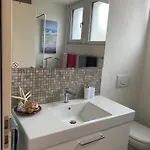 Private With Garden & Free Parking