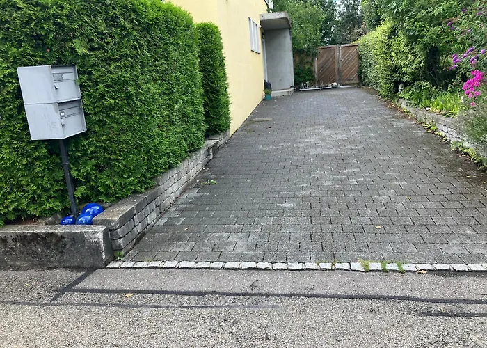 דירה Private With Garden & Free Parking