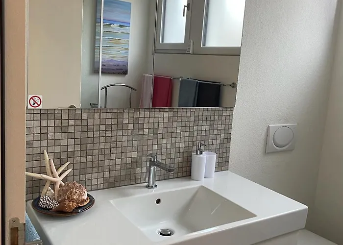 Private With Garden & Free Parking