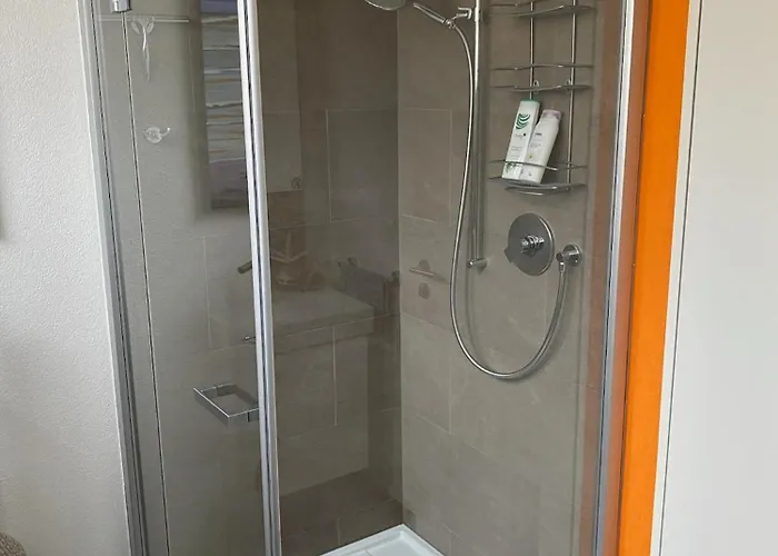 Private With Garden & Free Parking